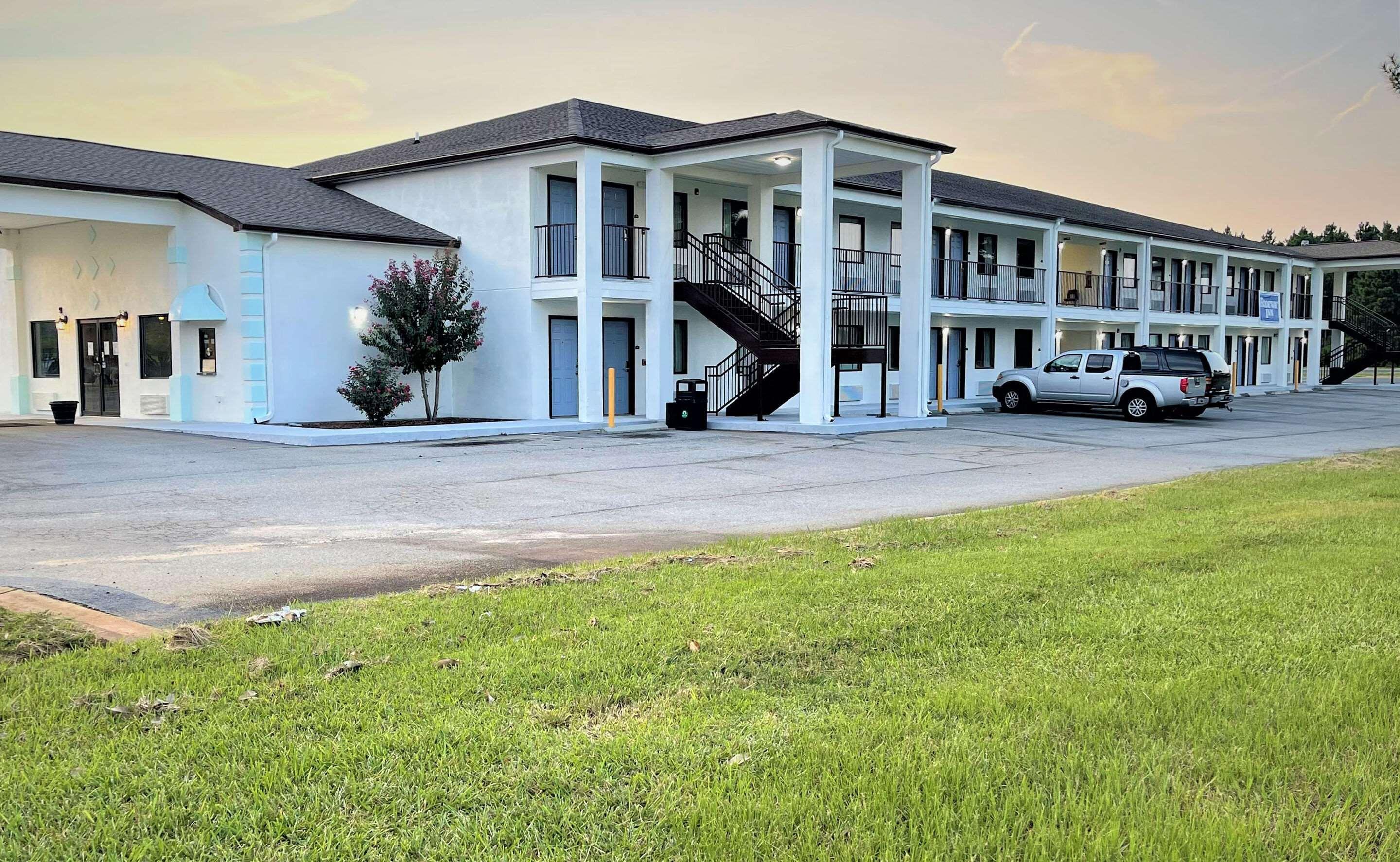 Days Inn Sandersville Exteriér fotografie